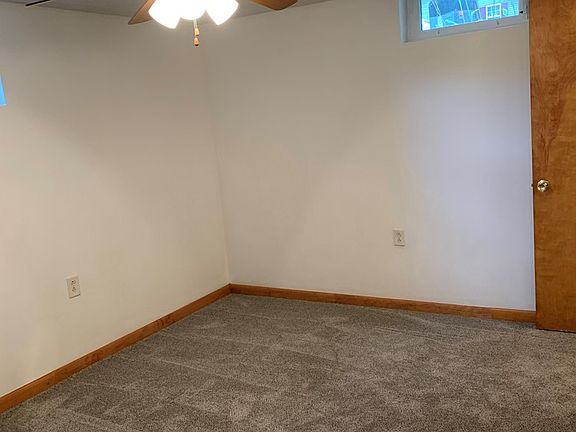 5th image of 600 Francis Ln