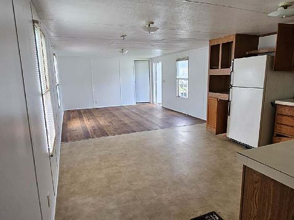 5th image of 29 Oakwood Dr
