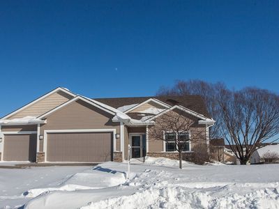 9457 Cedarwood Ct, West Des Moines, IA, 50266