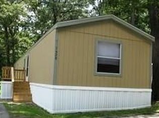 1620 Wildwood St, Huntsville, TX 77340