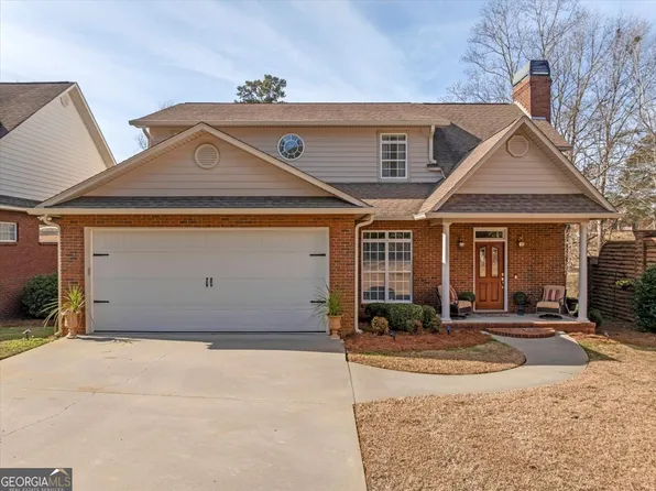 102 Fox Fire Ct, Dublin, GA 31021