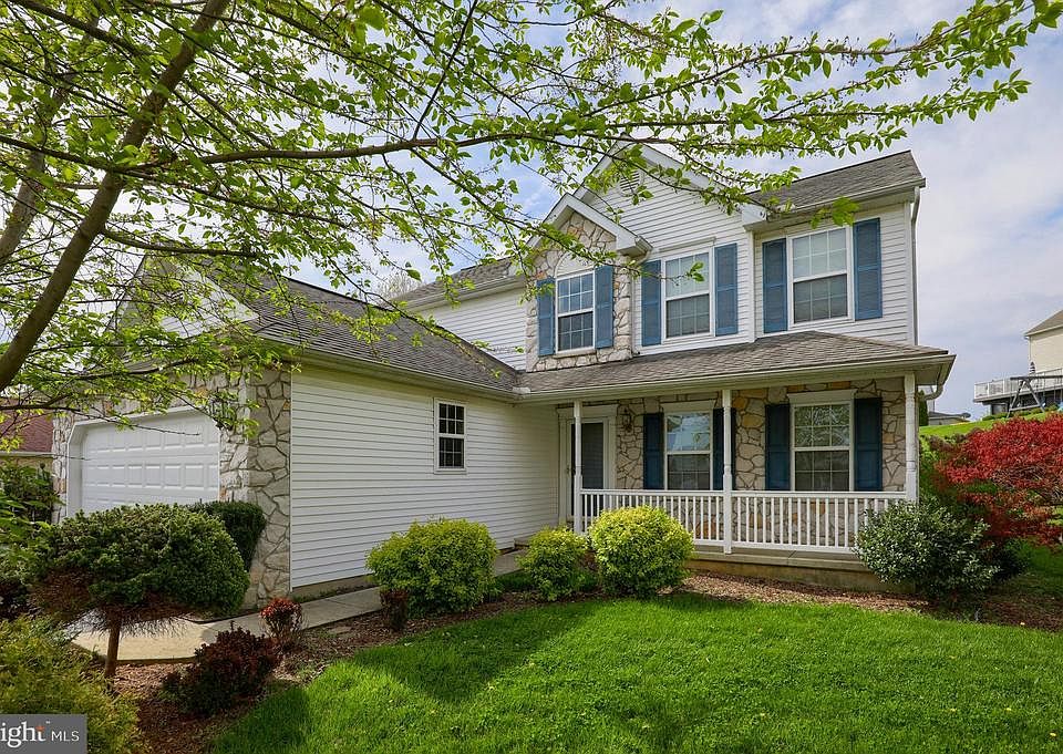 1st image of 610 Butterfly Cir