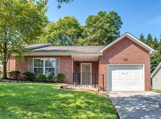 947 Spring Park Rd, Knoxville, TN 37914