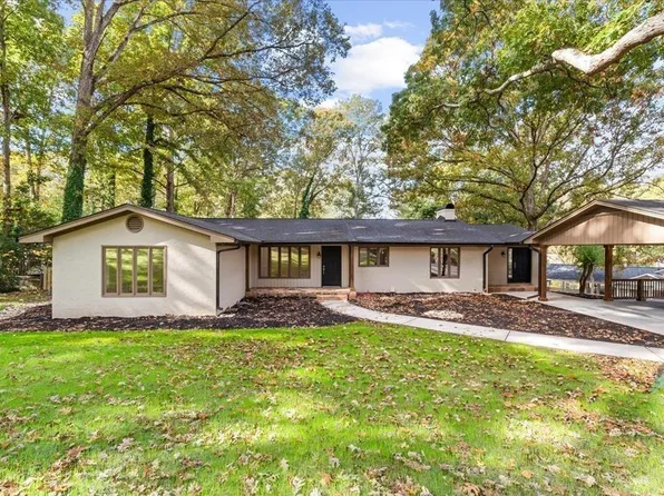 50 Azalea Trl, Carrollton, GA 30116