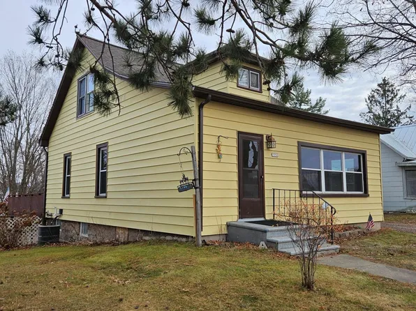 1550 1st Ave, Cumberland, WI 54829