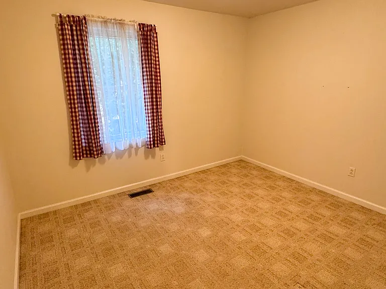 74 Lockes Way — Photo 28