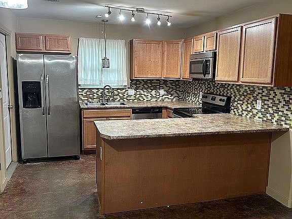 5th image of 2109 21st St #2