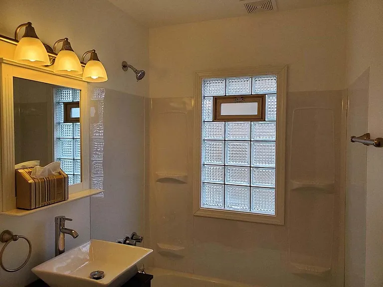 2158 S 80th St — Photo 14