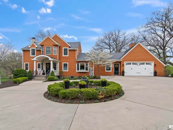 1 Hillcrest Rd, Leland Grove, IL 62704