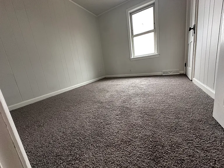 34 Ellis Ave #2 — Photo 5