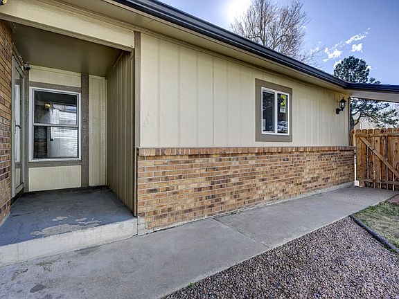 4th image of 4318 Moonbeam Dr