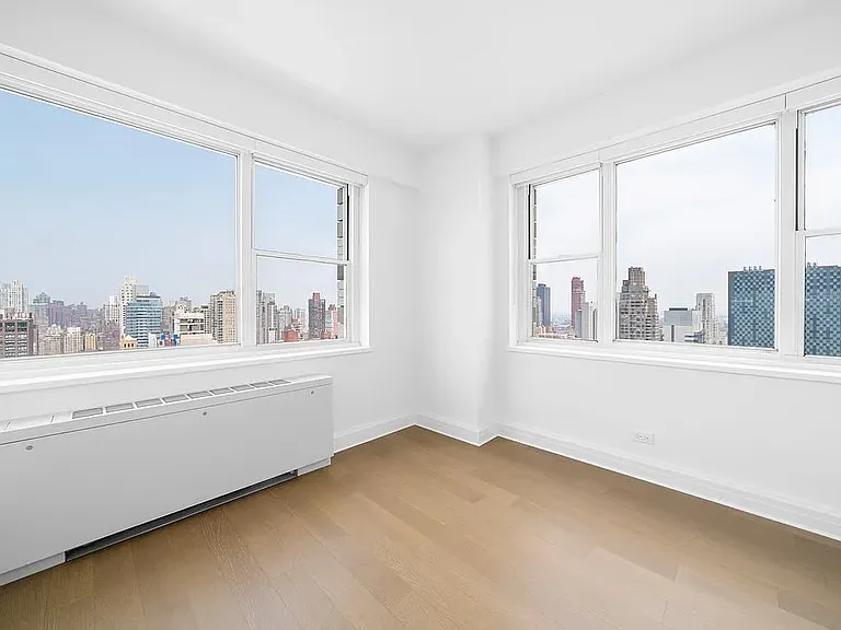 215 E 68th St #30B — Photo 19