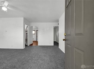 107 Hillcrest Ave, Xenia, OH 45385