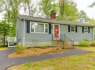 22 Laurel Ln, Bellingham, MA 02019