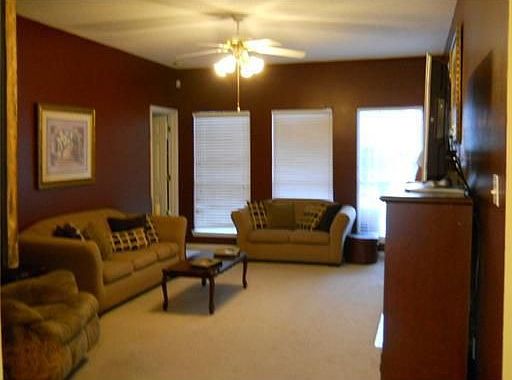 5th image of 16311 Greenglade Dr