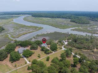 6 Locust Ln, Saint Helena Island, SC 29920