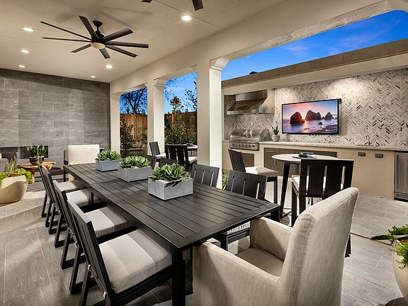 Valley Oak Outdoor Living