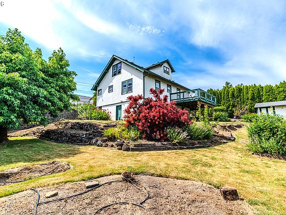 2nd image of 1530 S Troutdale Rd