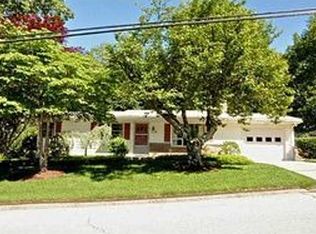 69 Forestdale Dr, Cumberland, RI 02864