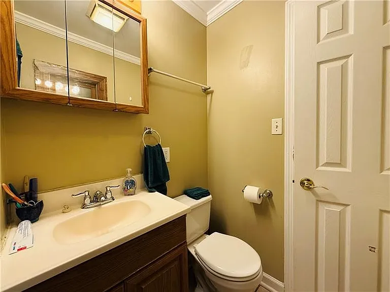 2734 S 18th St #C — Photo 13