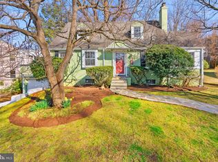 10207 Cherry Tree Ln, Silver Spring, MD 20901