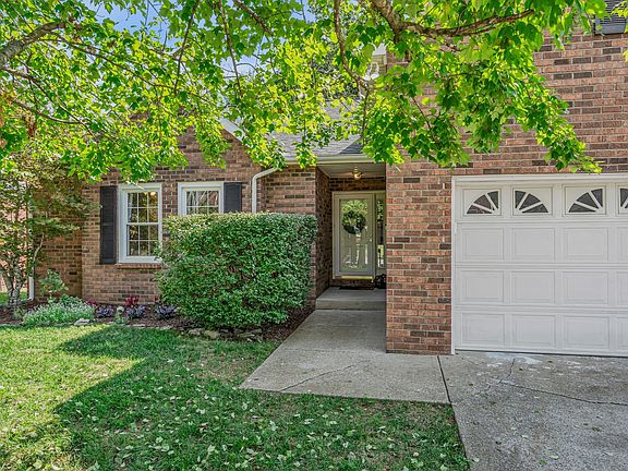 3rd image of 6933 Somerset Farms Cir