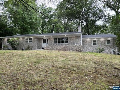256 Forest Glen Ave, Franklin Lakes, NJ, 07417