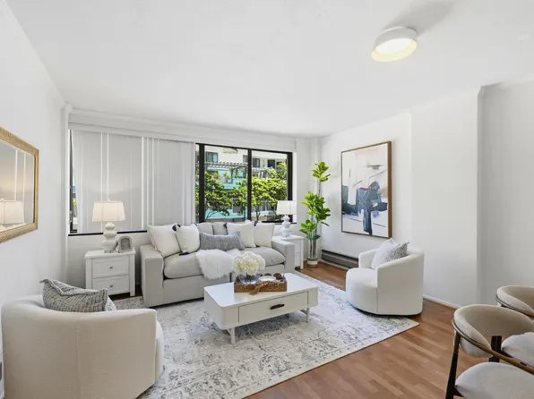300 3rd St APT 305, San Francisco, CA 94107