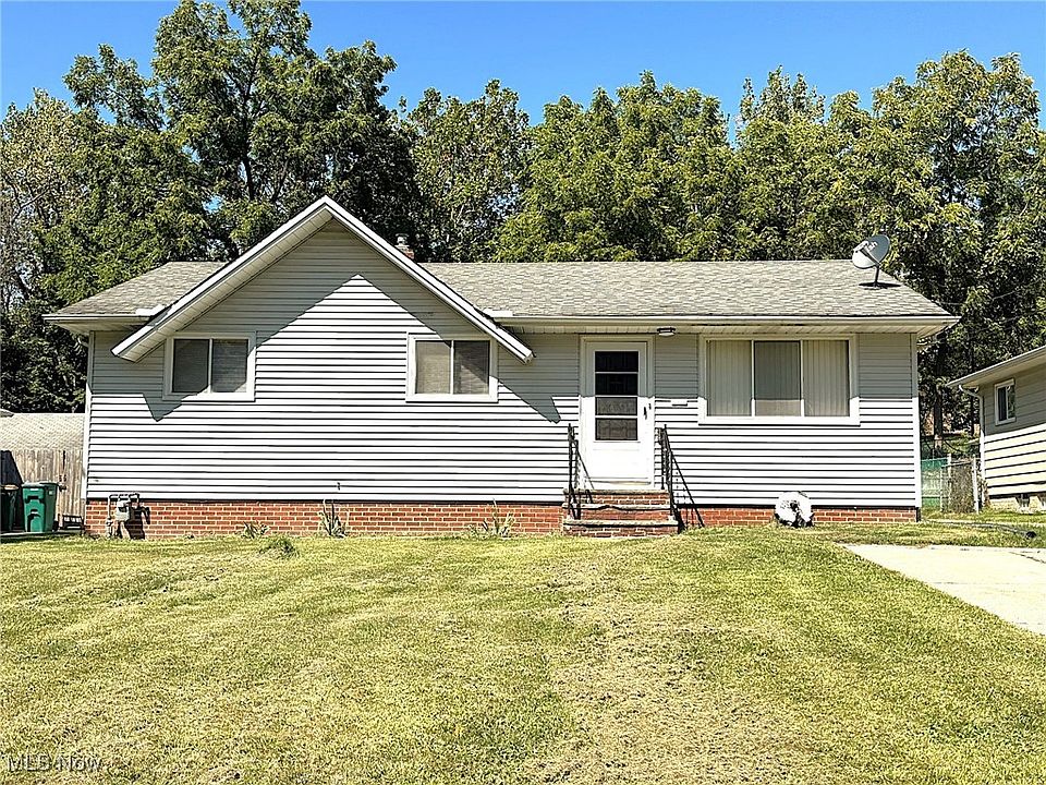 1st image of 16161 Glenburn Ave
