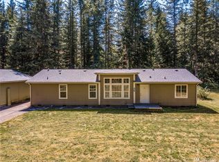 9033 Robinswood Ln, Maple Falls, WA 98266