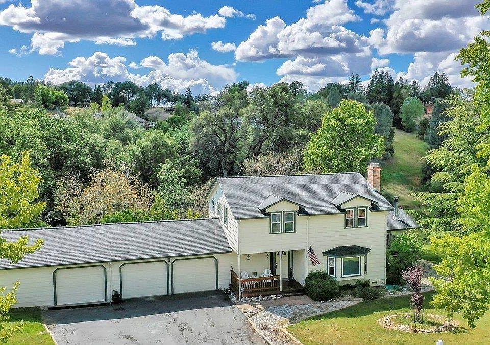 1st image of 23374 Gold Springs Dr