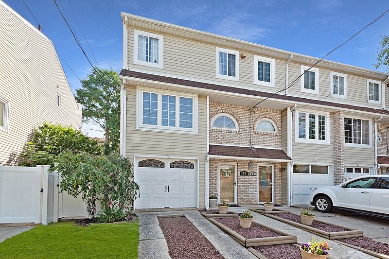 1st image of 15 Eagan Ave