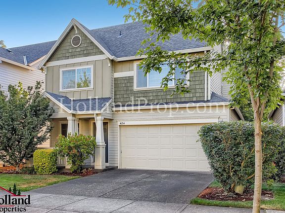 2nd image of 484 NE Caden Ave