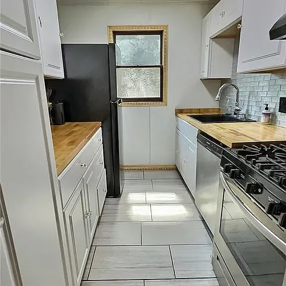665 Cumberland Hill Rd #2 — Photo 3