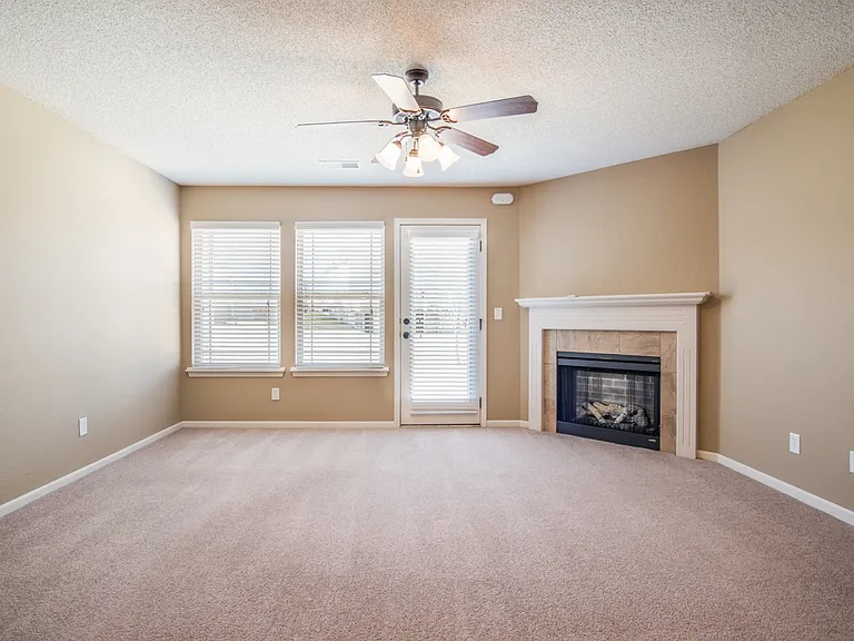 Bennington Park Townhomes — Photo 50