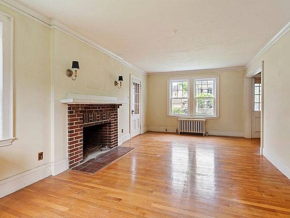5th image of 38 Bailey Rd
