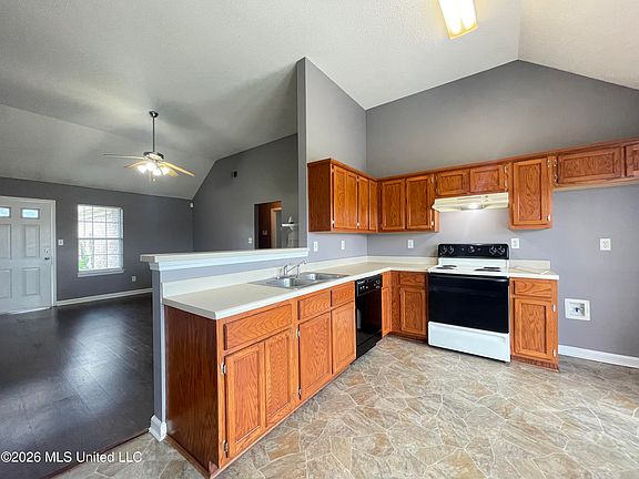 4th image of 3815 Conrail Cir