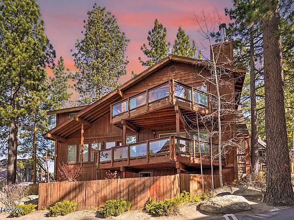 2nd image of 462 Reno Ave