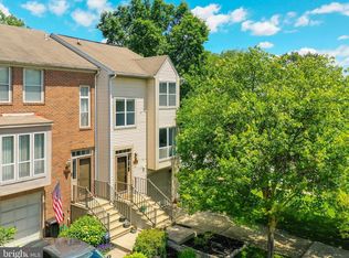 7802 Falling Leaves Ct, Ellicott City, MD 21043