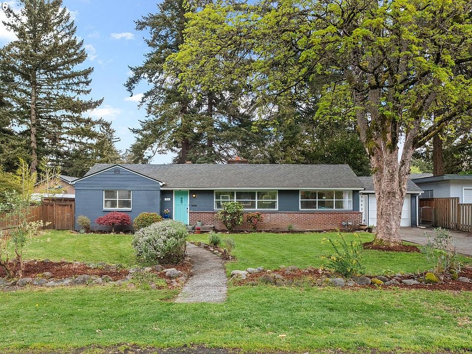 1st image of 856 NE 113th Ave