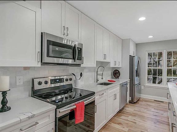 4th image of 20157 Club Hill Dr