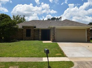 8209 Lesley Ln, Watauga, TX 76148
