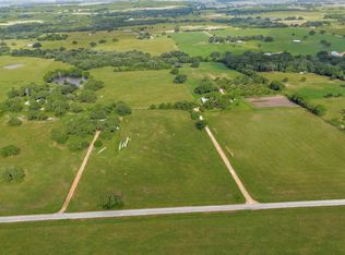 1736 County Road 182, Hallettsville, TX 77964