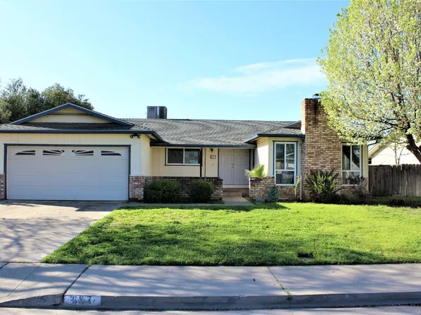 607 Meadow Ln, Lemoore, CA 93245