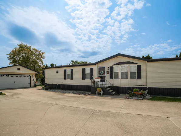 49 Norway Dr, Manteno, IL 60950
