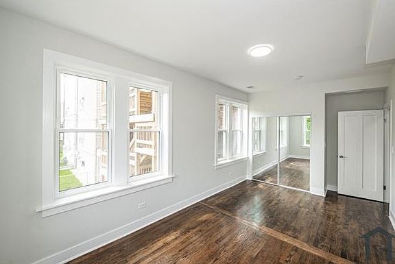 4th image of 1435 S Kedvale Ave APT 2