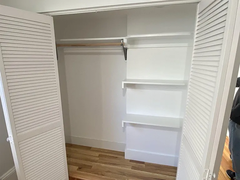 18 Alexander Ave #2 — Photo 14