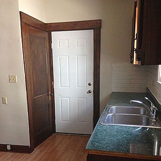 3rd image of 156 Manchester Ave
