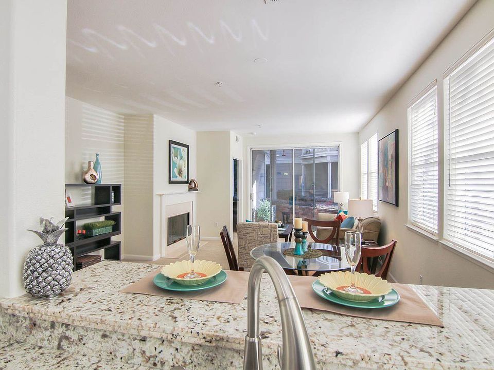 1st image of 903 Sunrose Ter APT 101