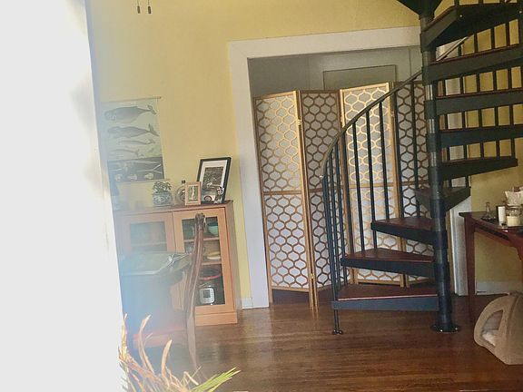 2nd image of 6607 Poplar Ave